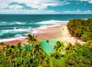 Keʻe Beach