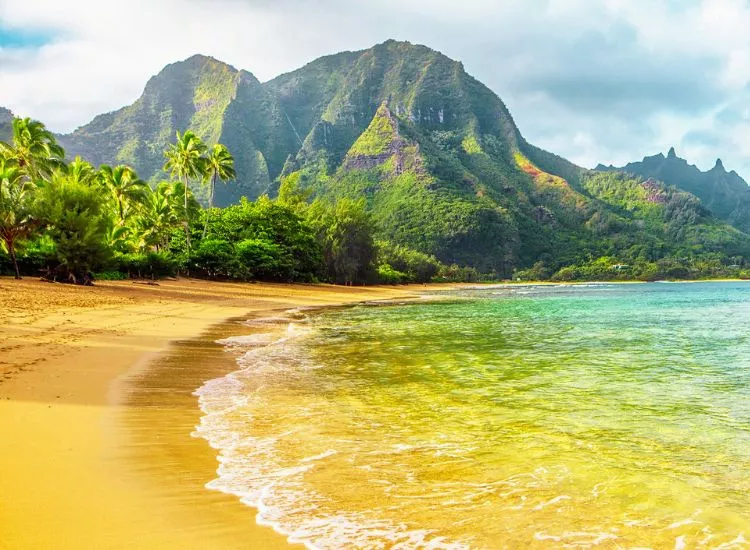 Tunnels Beach