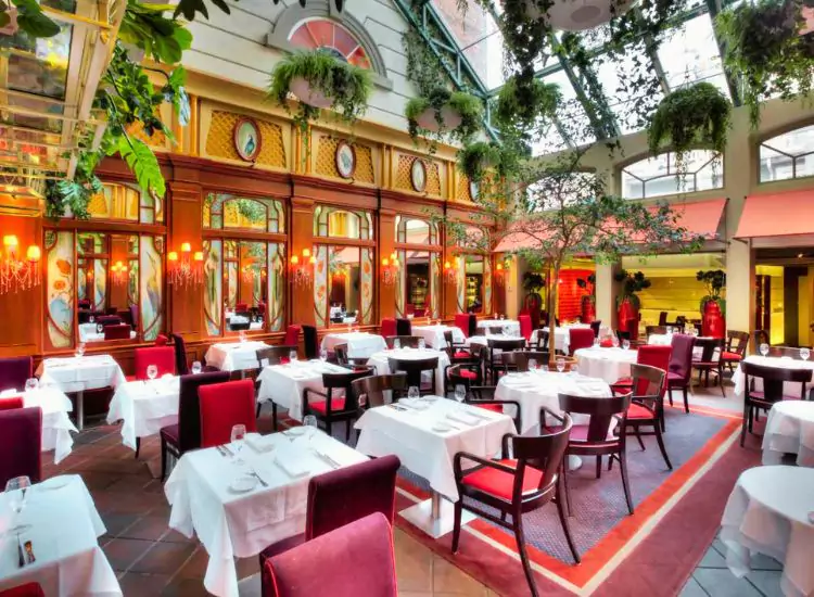 Dinner at Le Saint‑Amour or Légende Quebec City