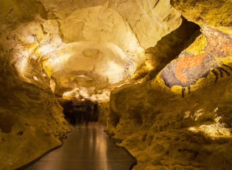 Lascaux Caves - France