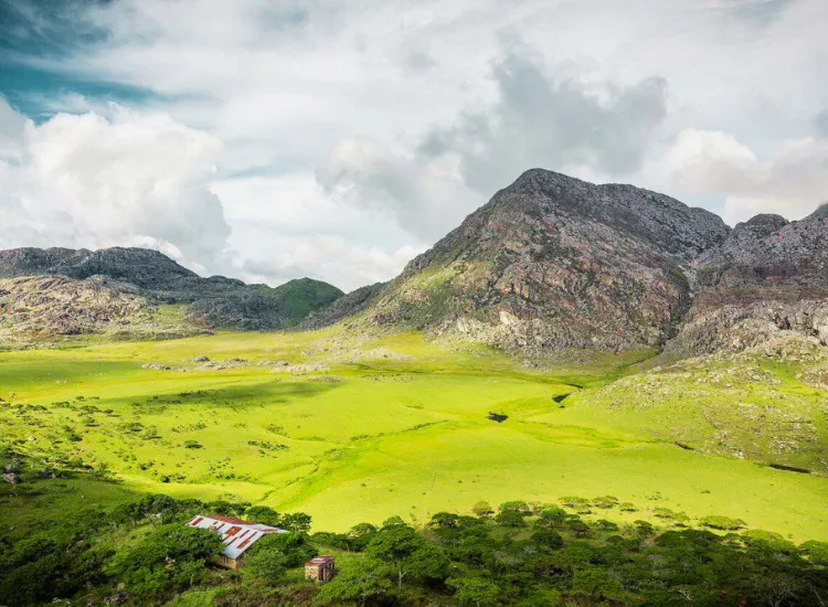 Chimanimani Mountains - Places to Visit in Zimbabwe